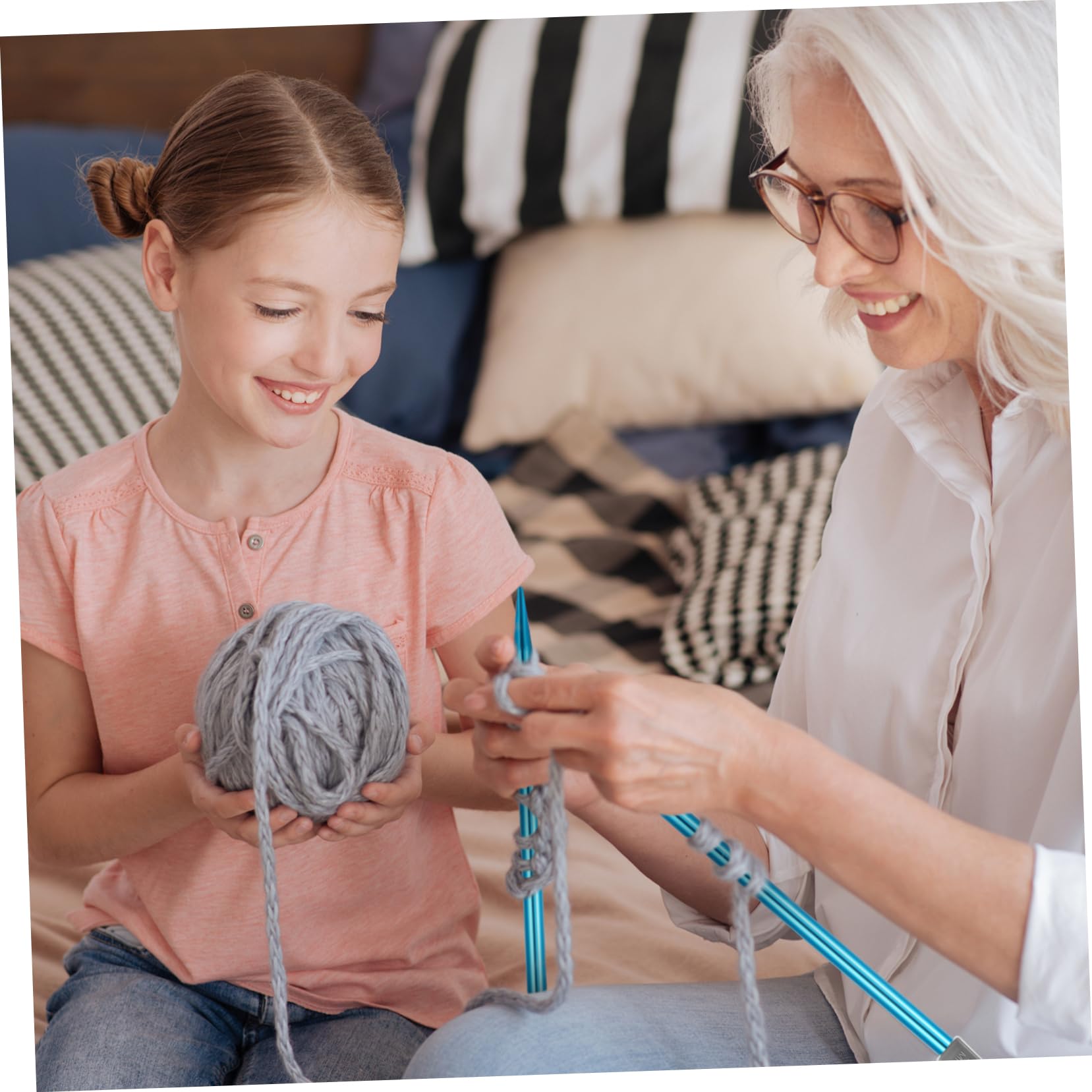 SHINEOFI Agujas de Tejer Rectas de Aluminio de Agujas para Tejer Mano para Suéteres y Bufandas para Principiantes y Tejedores Expertos Colores Vibrantes