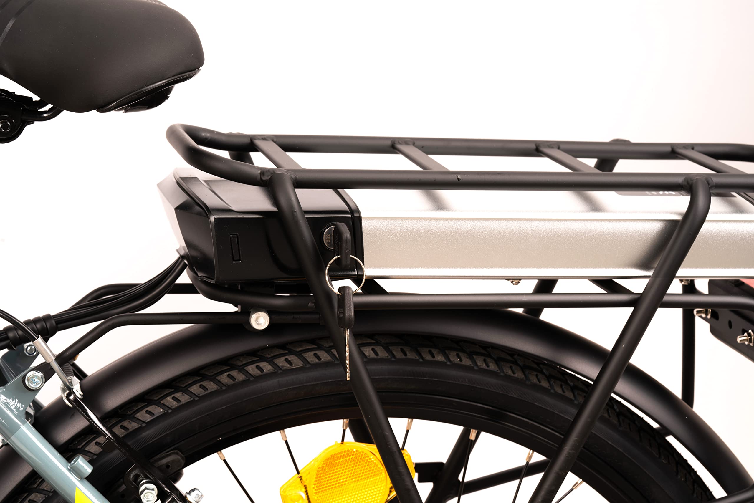 Nilox, E-Bike X7 f, Trekking Bike Con Pedalata Assistita, 80 km di Autonomia, Fino a 25 km/h, Motore Bafang 36 V 250 W, Batteria al Litio LG da 36 V- 12.8 Ah