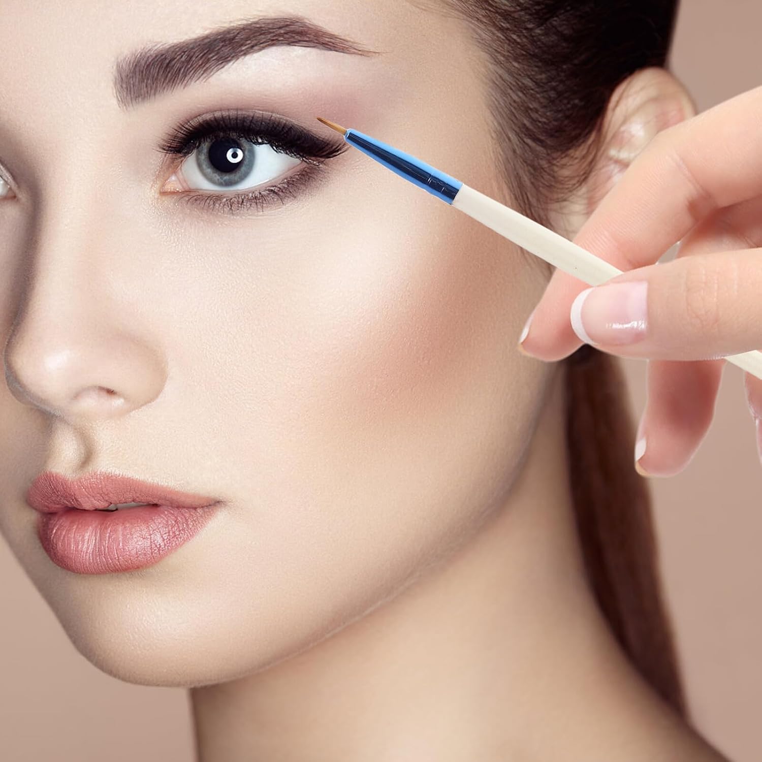 Cabilock Ultrafine Eyeliner Detailing Brush Eyeshadow Smudge Brush Precision Makeup Tool for Eyeliner Concealer and Eyeshadow Application Versatile Beauty Accessory for Defined Polished Eye