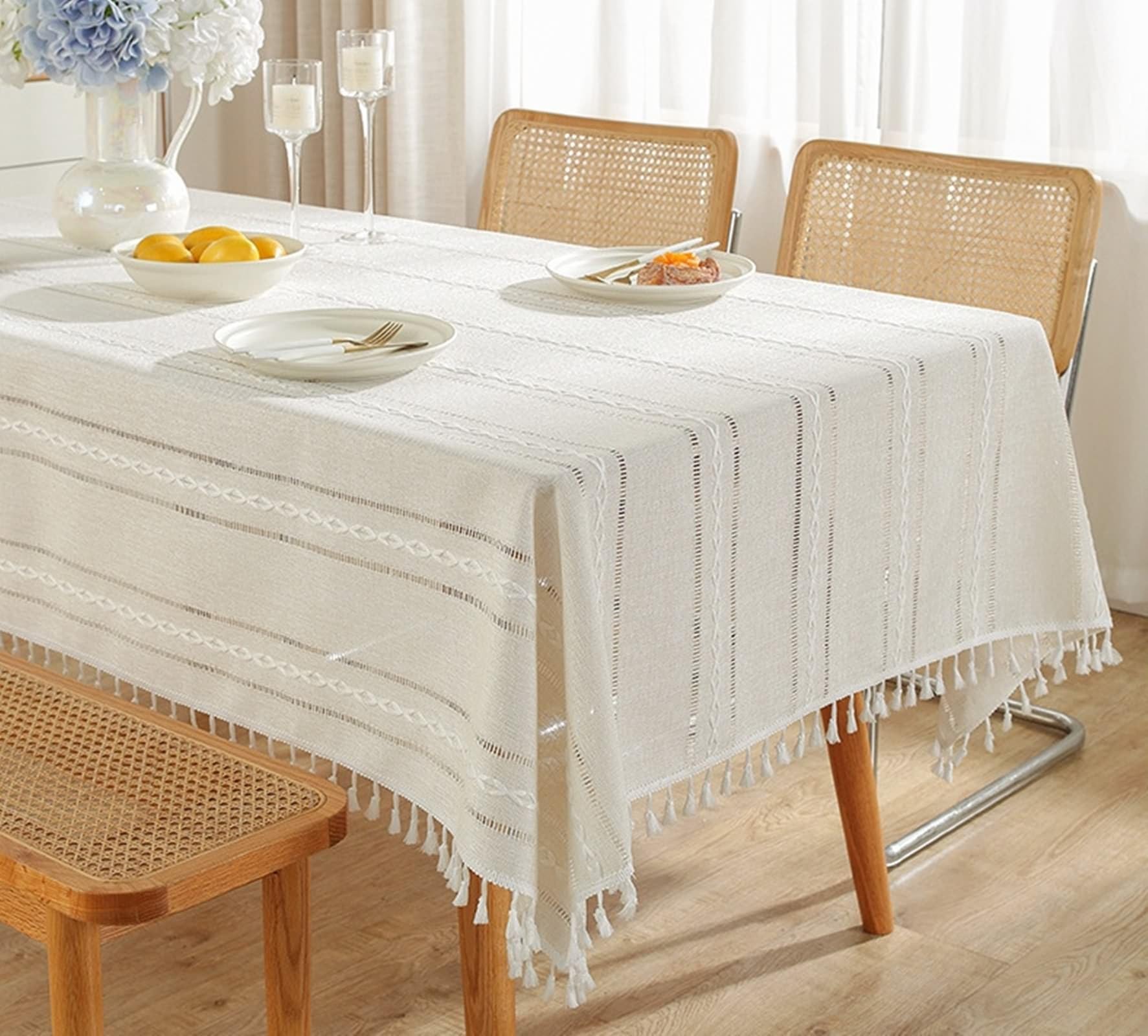 Daesar - Mantel Rectangular Antimanchas Jardin,Mantel Antimanchas Poliéster Rayas con Borlas Mantel Centro de Mesa Decorativo Beige Blanco,140x260CM(102x55Inch)