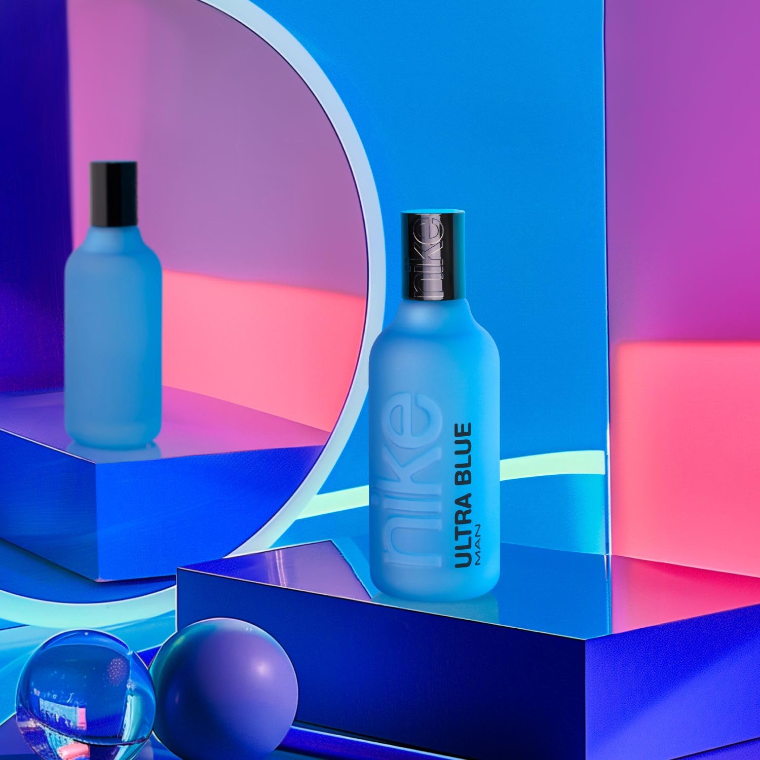 NIKE - Ultra Blue 200 ml, Eau de Cologne pour homme, Parfum en vaporisateur, Eau de Toilette naturelle et masculine, Parfum floral oriental, Fraîche, intense et longue tenue