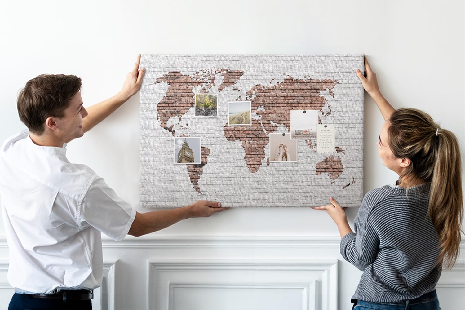 Lavagna in sughero orizzontale grande | pannello murale multifunzione per ufficio scuola casa | pianificazione progetti note foto e idee - 100x70 - metallico - Mappa del mondo in mattoni