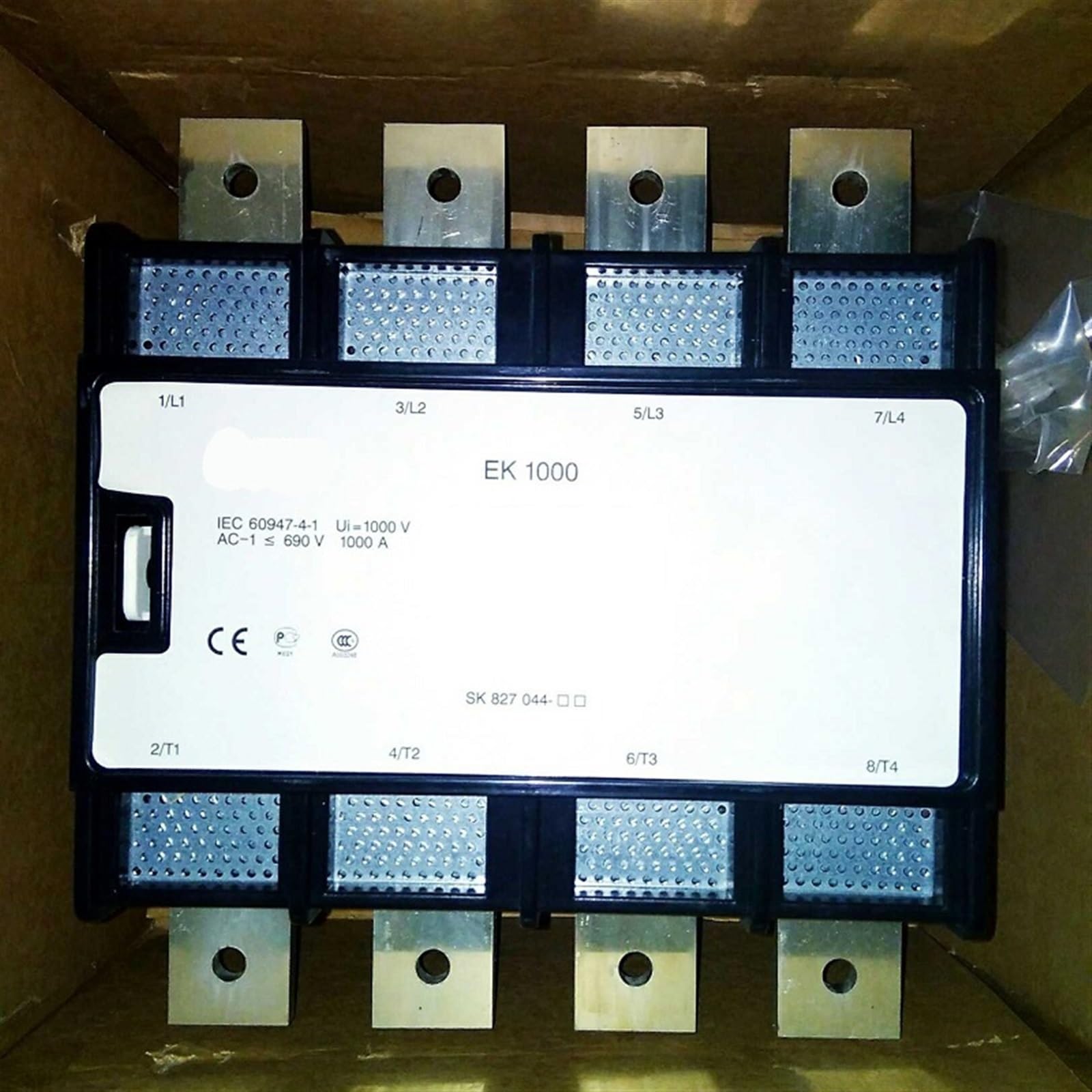 RCGKNNMUZ 4-ploe Contactors AC-1 1000A AC Operated with 1 N.O. + 1 N.C. Auxiliary Contacts EK1000-40-11 1Pcs(400-415(50HZ))
