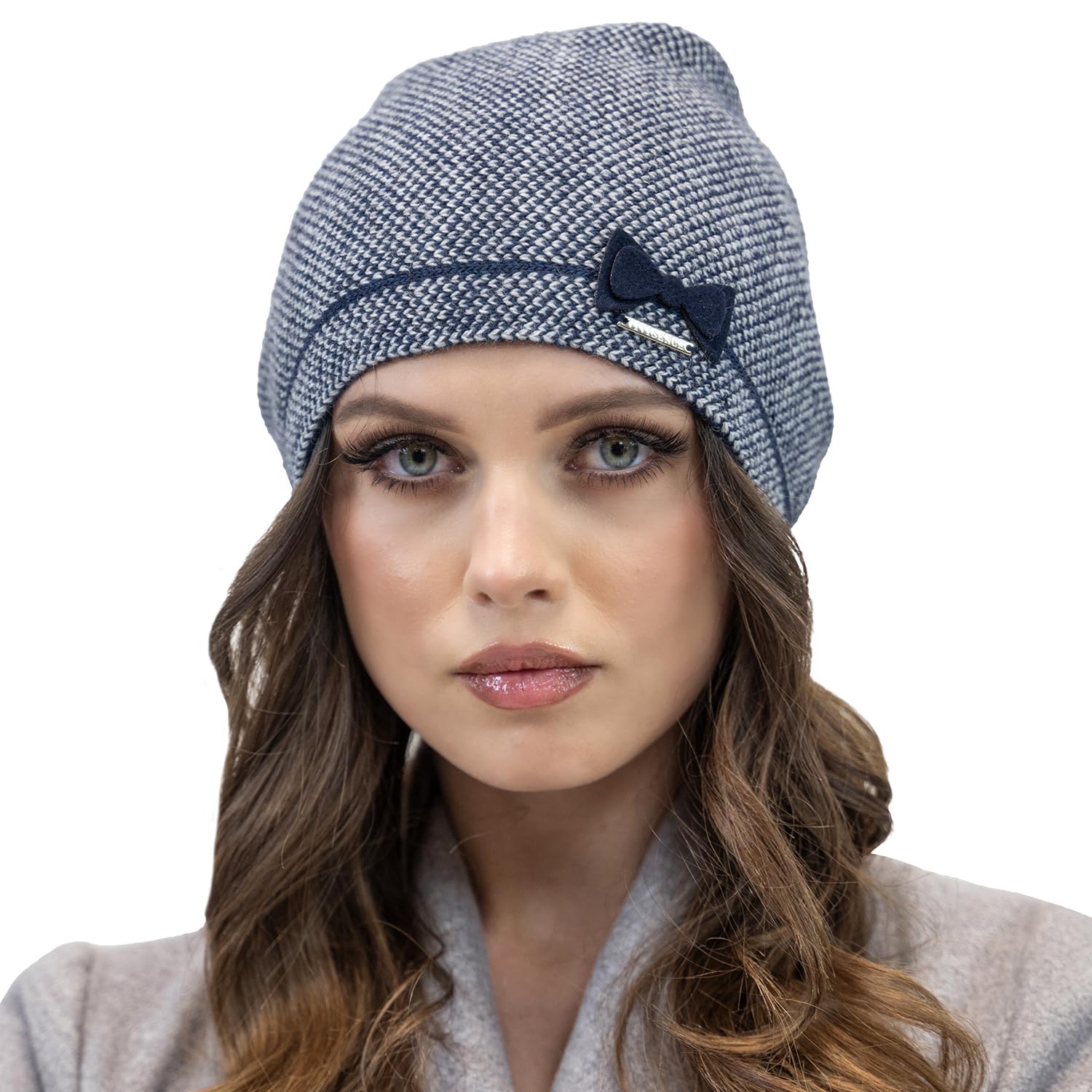 VIVISENCE Bonnet D'hiver Pour Femme En Fil De Laine Chaude Classique Automne Hiver Bonnet Confortable Avec Doublure Intérieure Ajustement Parfait Extra Confort Modèle 7087, Mélange Bleu Clair, Taille