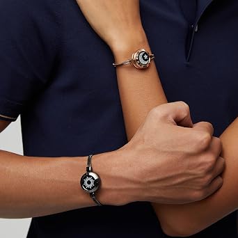 TOTWOO Long Distance Touch Bracelets with Vibration Function Smart Jewellery His and Hers Couples Matching Bracelets Sun and Moon Pattern Pair One-to-One via Bluetooth Couple Gifts Love Relationship