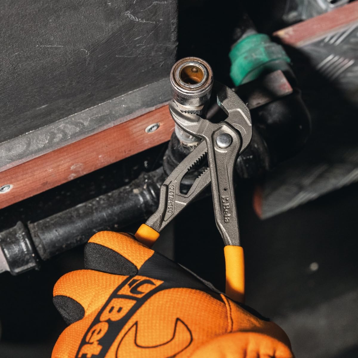 Beta 1047N 180 - Pinza Regolabile Poligrip Professionale con Pulsante 180 mm