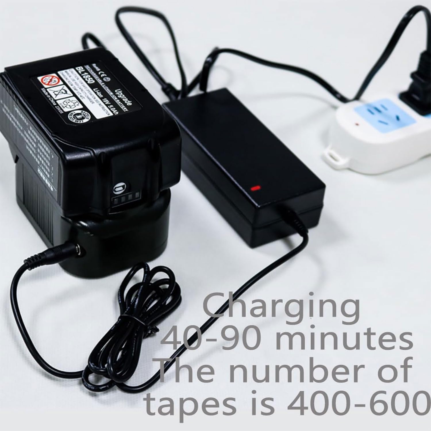 Reggiatrice automatica portatile, con display digitale, alimentazione a batteria, ideale per logistica e uso in fabbrica
