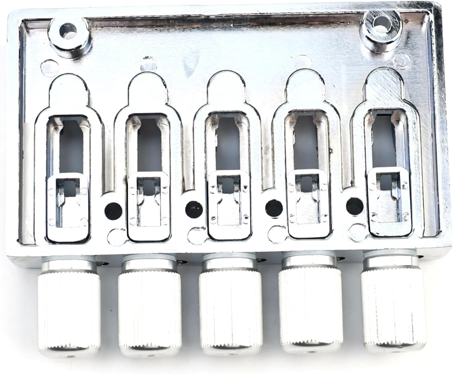 Zinc Alloy High Mass 5-String Headless Bass Bridge ，Superior Sustain & Resonance Fixed Bridge，18mm(3/4") String Spacing Adjustable，5-String Headless Bass Replacement Parts （Chrome）