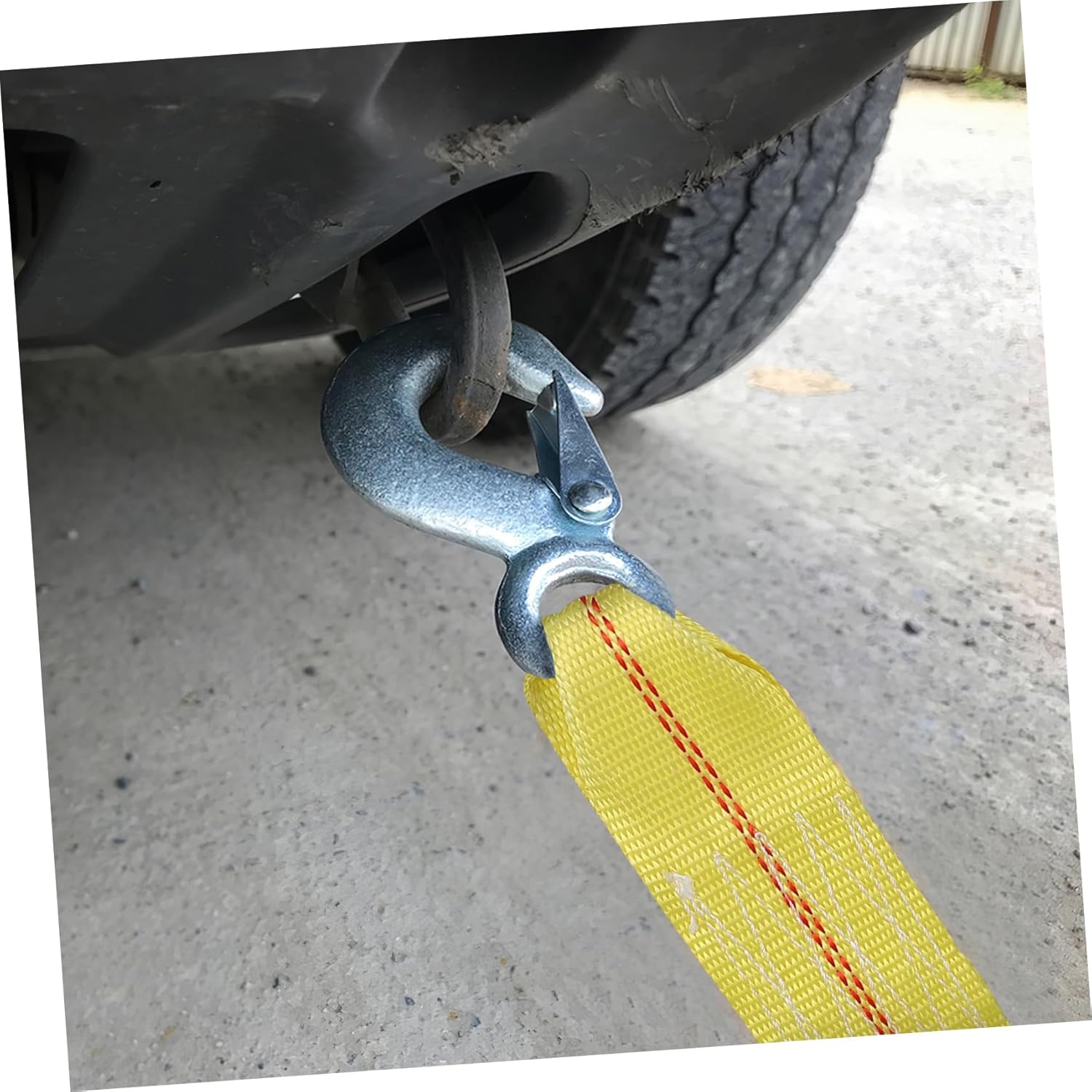 6M Car Tow Strap Heavy Duty Towing Rope with Hooks Durable Vehicle Tie Down for Suvs and Trucks Reliable Attachment for Safe Transport
