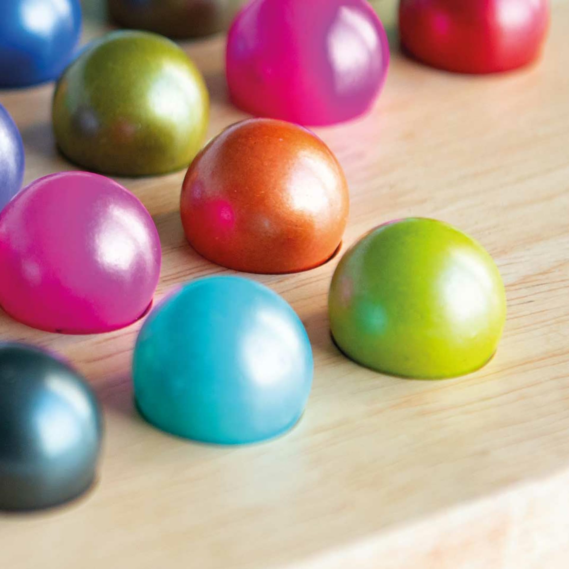 Remember Jeu de société Solitaire - 32 Boules colorées - Plateau de Jeu en Bois - Jeu de Puzzle pour Adultes et Enfants à partir de 5 Ans
