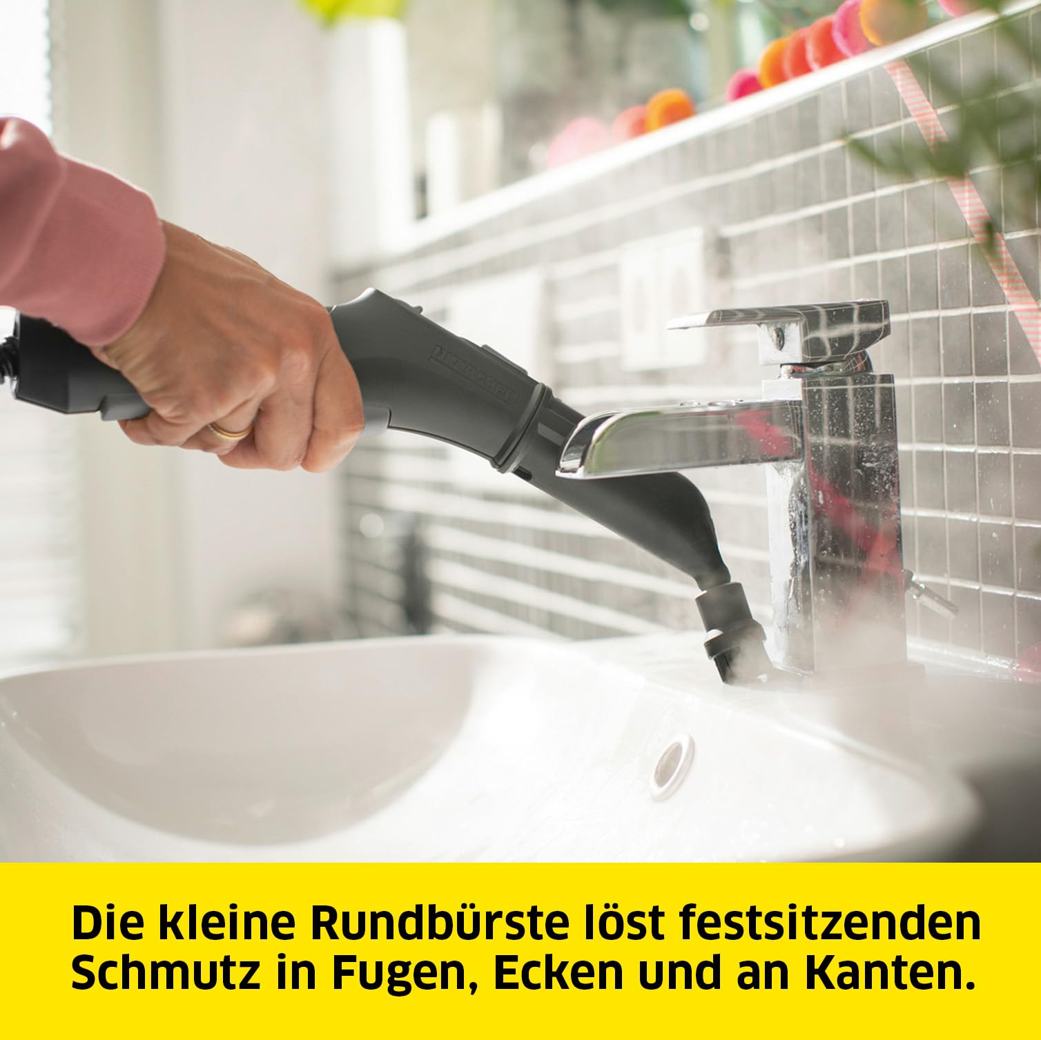 Kärcher Dampfreiniger SC 2 EasyFix, Dampfdruck: 3,2 bar, Aufheizzeit: 6,5 min., Leistung: 1.500 W, Flächenleistung: 75 m², Tank: 1 l, mit Bodenreinigungsset EasyFix, Düsen und Mikrofaserbezug, Weiss