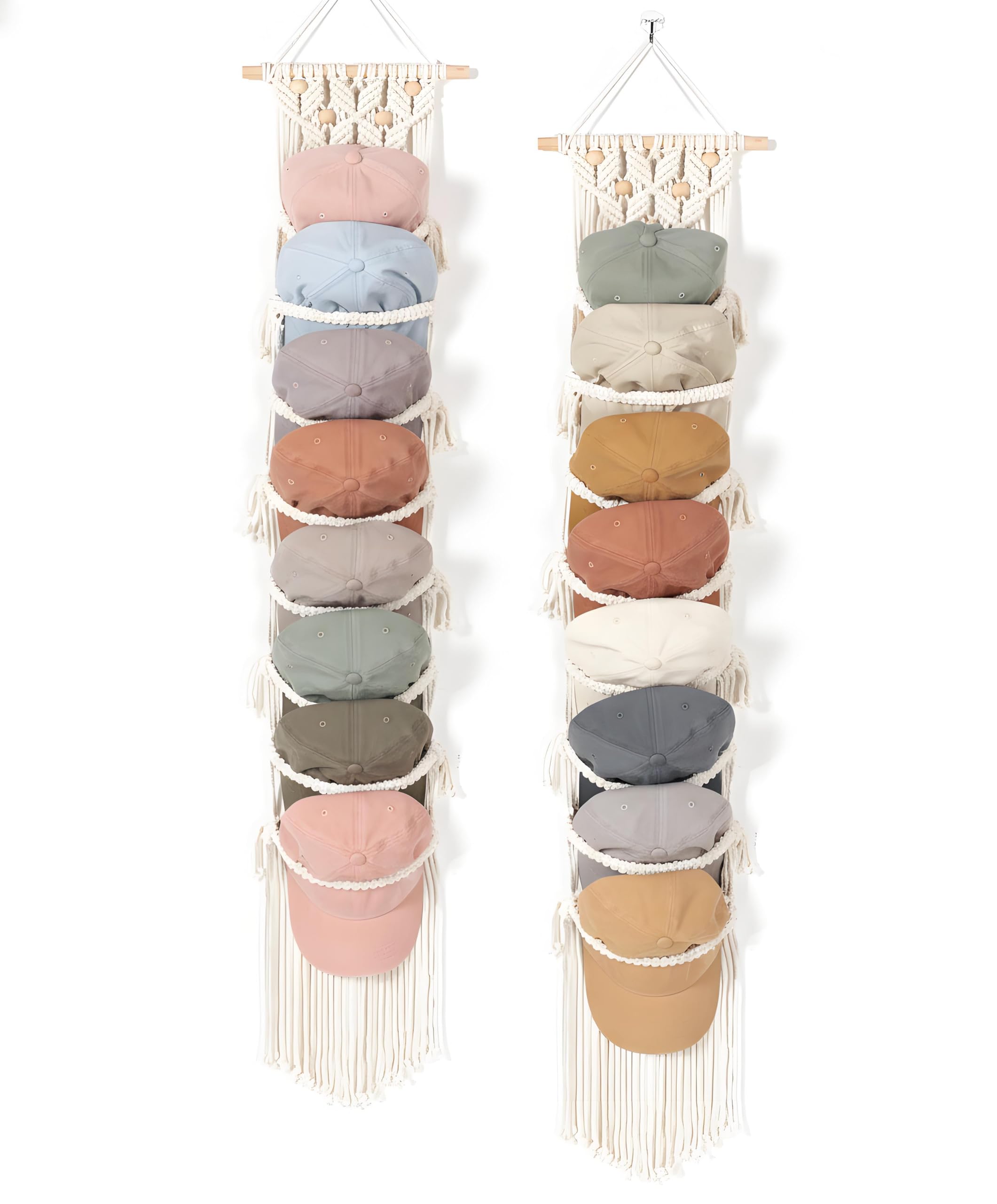 Cintres en macramé pour mur et porte pour sublimer la chambre avec un rangement de casquettes