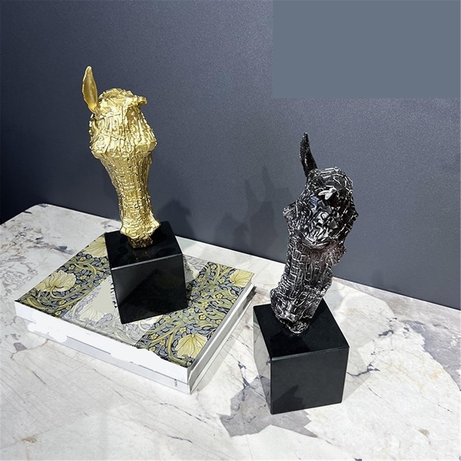 Nowoczesne Abstract Horse Head Sculpture Modern Art Statue with Marble Base for Home Decor Rzeźba(Bronze)