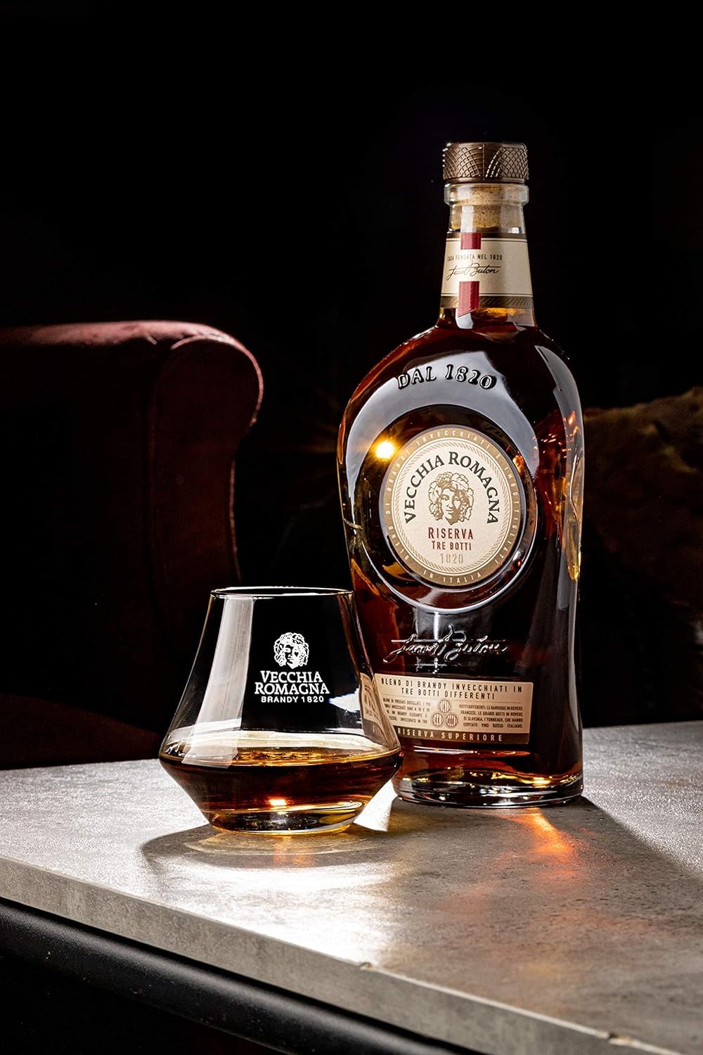 Vecchia Romagna Tre Botti - der italienische Brandy schlechthin Flasche mit 70 cl, 40,8% Vol.