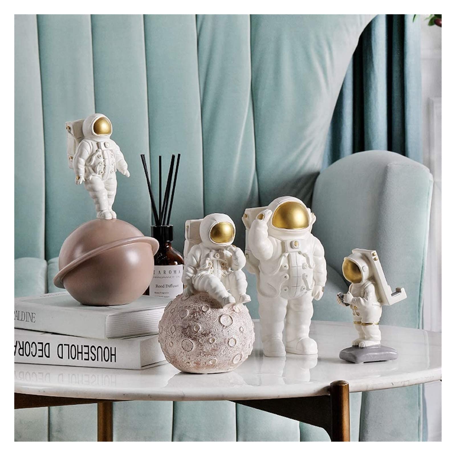 RLKHXBS Adornos de Estatua de Mesa decoración de astronautas Blancas Figura titulares de teléfonos Cosmonaut Estatua Espacial Hombre