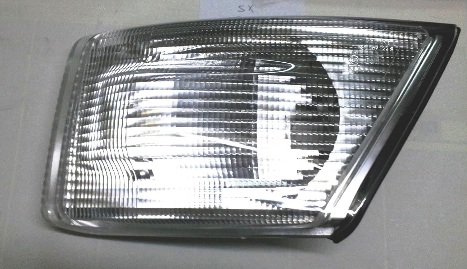 Generico FRECCIA FARO FANALE COMPLETO ANTERIORE SINISTRO SX BIANCO ADATTO A DAILY IVECO 2000 504104465