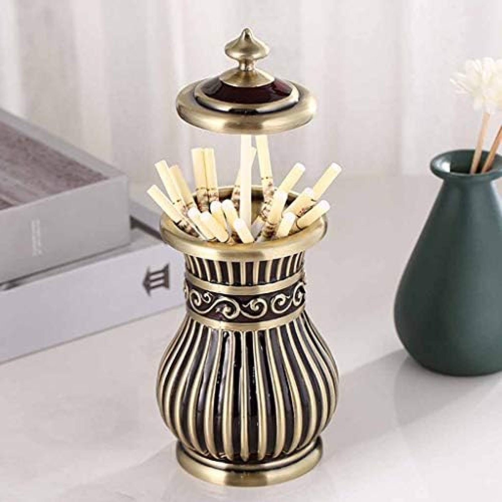 Creative Metal Automatic Cigarette Box, Expandable Retro Cigarette Dispenser  With Manual Press, Pop-up Cigarette Smoking Container For Living Room And  Office Decoration, B, : Amazon.com.be: Office Products