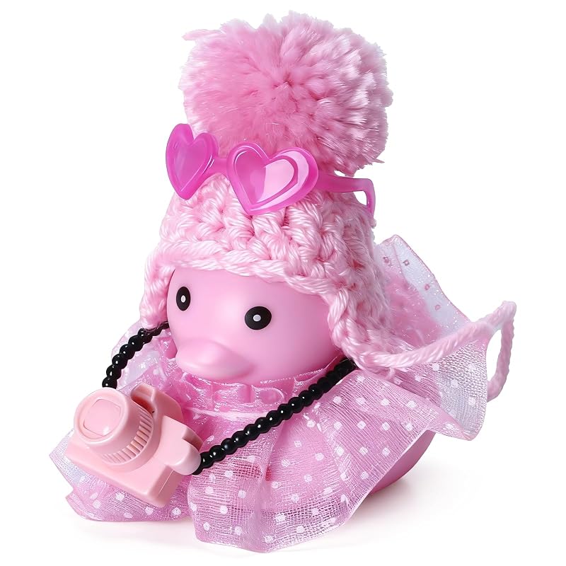 Pato de Borracha Rosa para Decoração de Painel com Chapéu de Tricô, Câmera, Óculos de Coração e Vestido de Poás BOZILY