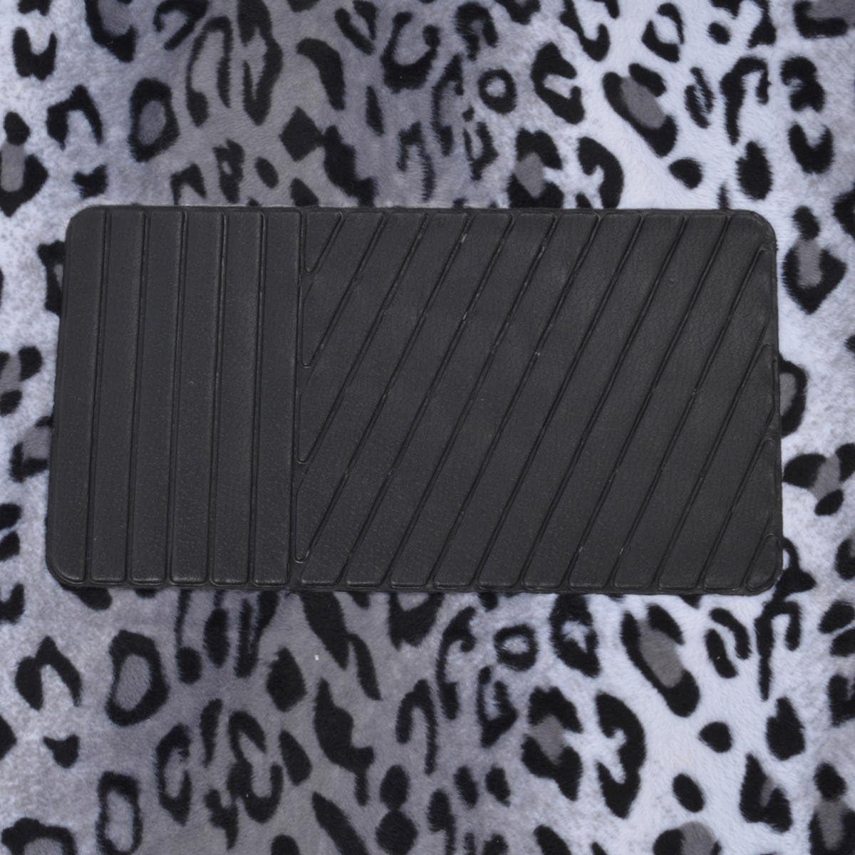 BDK Carpeted 4 Piece Mat Leopard Animal Print Auto Car Vehicle Universal Fit (White/Gray)