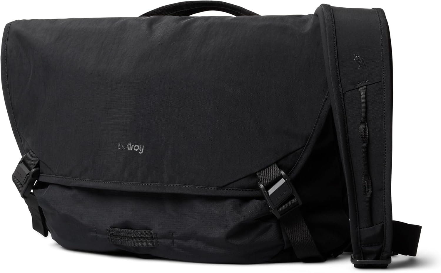 Bellroy Venture Messenger 16” (Bike Travel Bag with Laptop Storage and Comfortable Strap) - Black