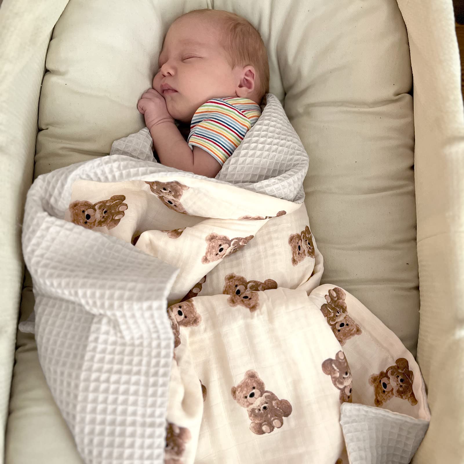 LifeTree Coperte per bambini a nido d'ape, coperte in mussola per ragazzi e ragazze, coperte neutre su entrambi i lati con parte anteriore in mussola e retro a nido d'ape, motivo orso