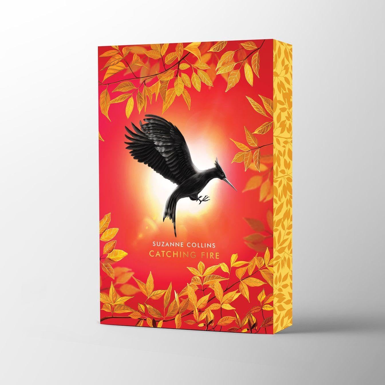 The Hunger Games: Catching Fire Deluxe by Suzanne Collins (Paperback Book)