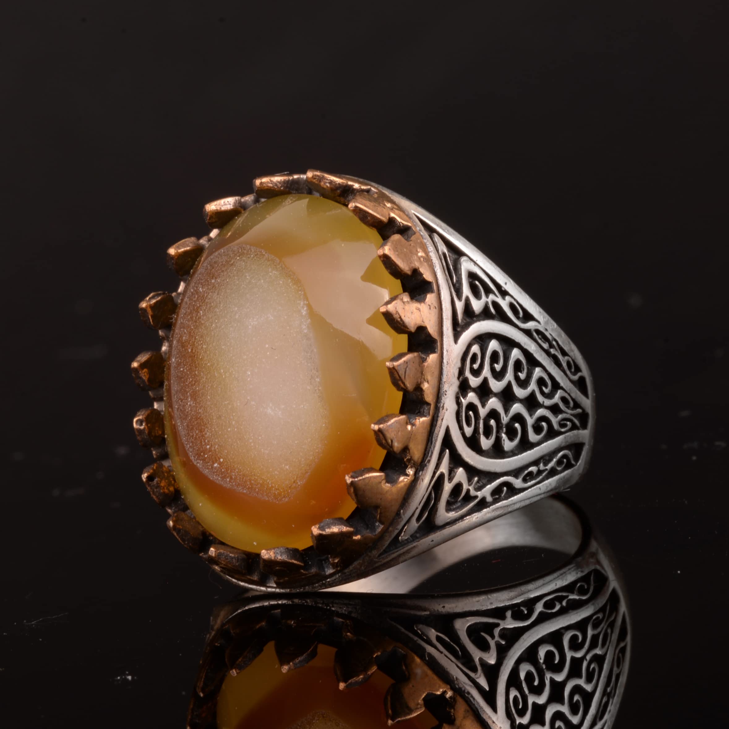 KAMBO Anello da uomo in argento sterling con vero quarzo druso: opzioni di colore giallo vibrante e verde lussureggiante