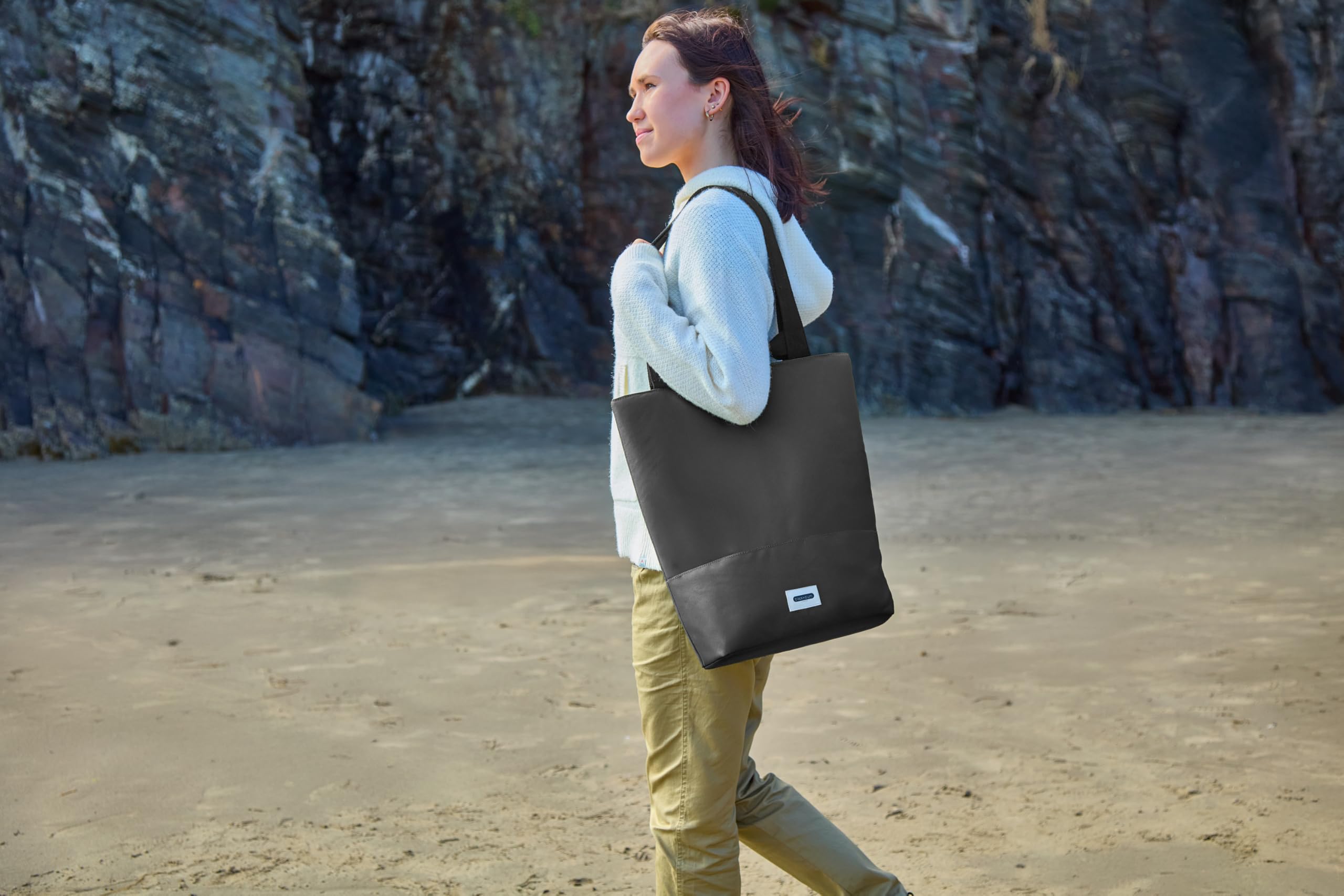 BLACK + BLUM Isolierte Einkaufstasche | Wasserabweisende, auslaufsichere Kühltasche Einkauf | Kühltasche groß für Alltag & Einkauf | BPA-freier Kühlbeutel für unterwegs