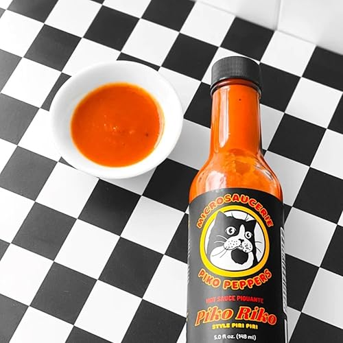 Miniatura 4 de Piko Riko by Microsaucerie Piko Peppers, salsa picante de calor suave con sabores de pimientos habaneros, pimientos morrones y cerveza, hecho con