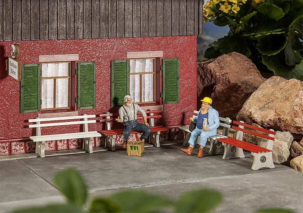 Pola 333221 Park Benches 4/G Scale Building Kit