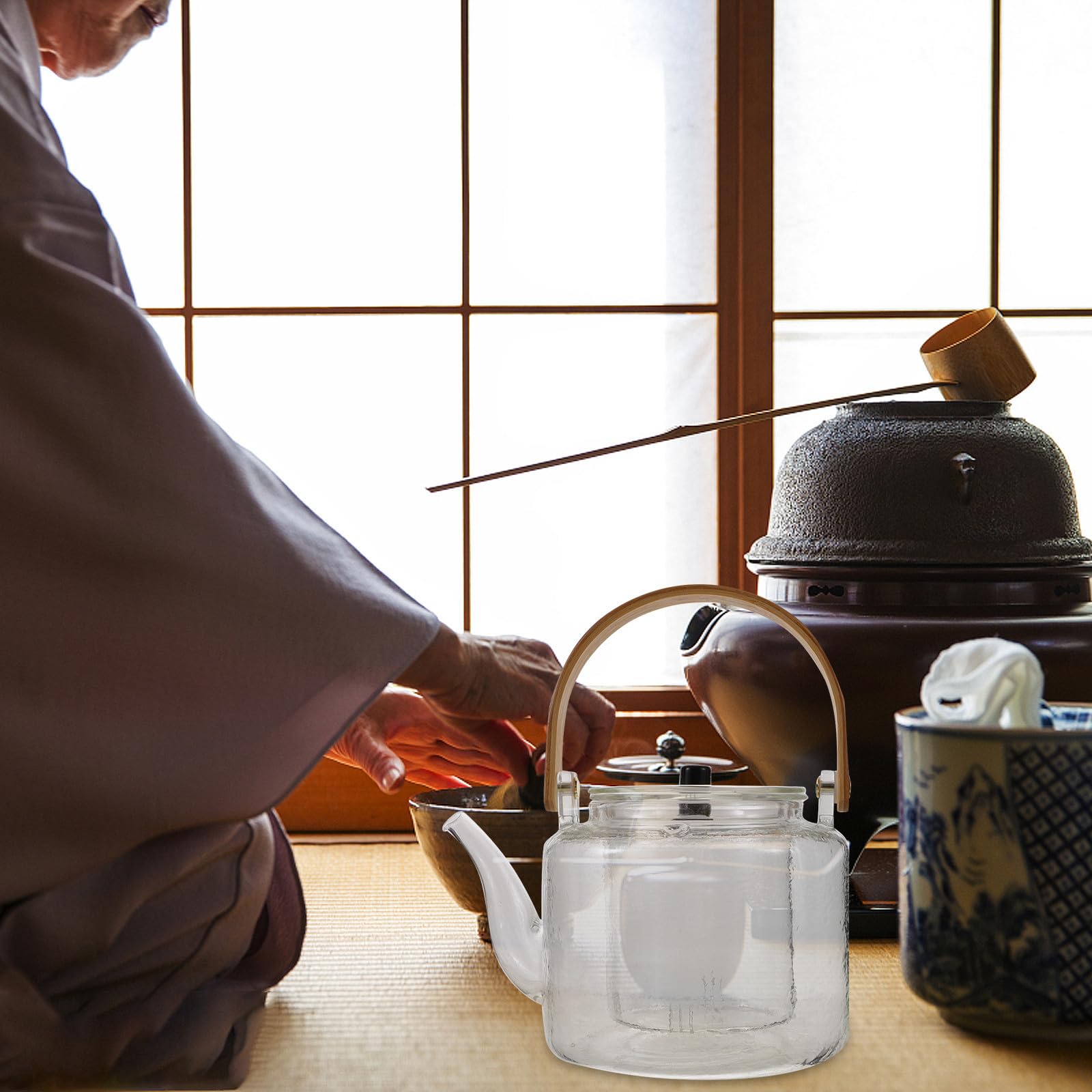 Tetera Doméstica de Vidrio Pequeña Mango Antiescaldaduras, Ligera y Resistente para Calentar Agua de 1000ml, Adecuada para Aficionados al Café y Té Negro