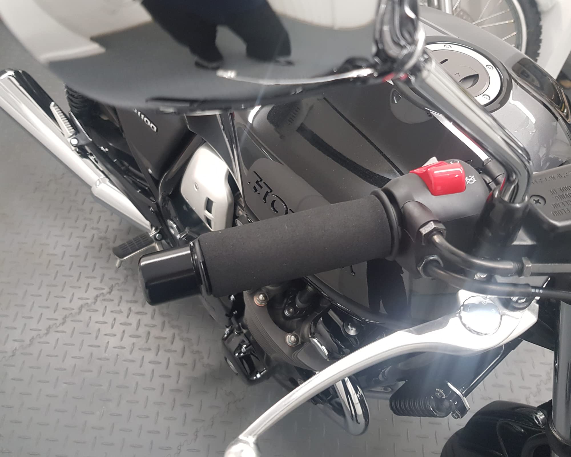 Manopole per moto in schiuma antivibrazioni, anti affaticamento, crampi, sollievo dal dolore, morbide al tatto, facili da indossare, per manopole standard e riscaldate