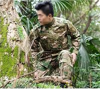 QHIU Taktikai Egyenruha Szett Férfiaknak - Kabát Nadrág Övvel és Kalappal Katonai BDU Terepszínű Airsoft Paintball Outdoor Sportokhoz 4