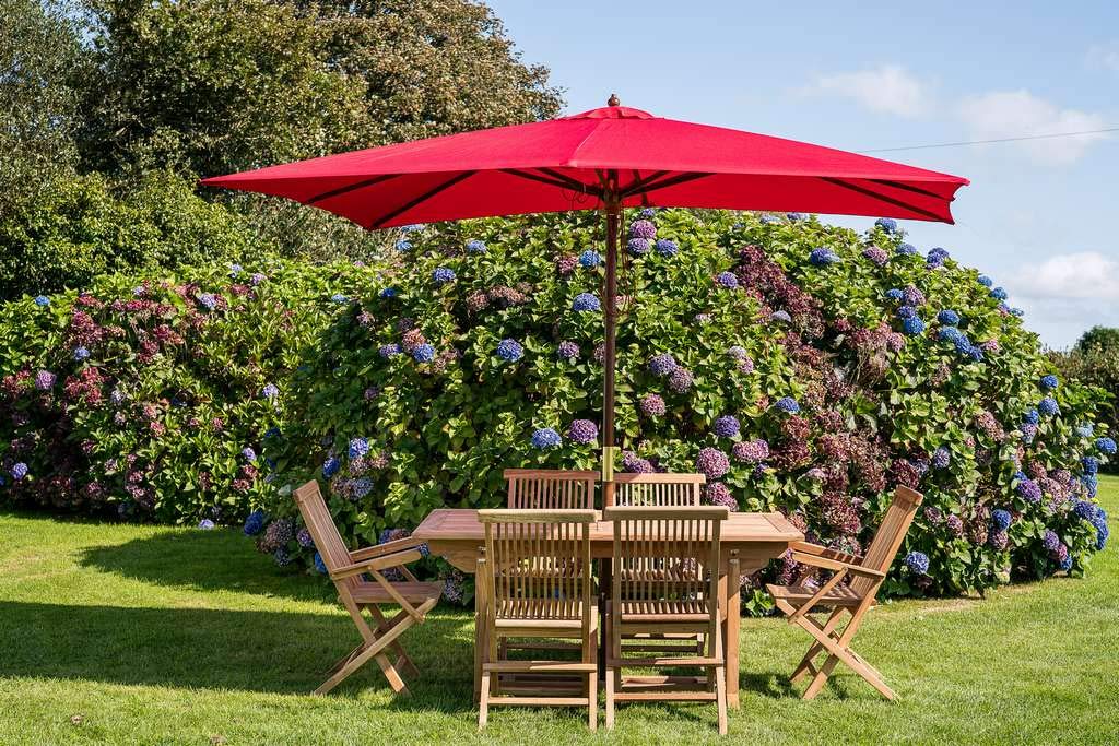 Teak Garden Market Red Bright Rectangular 3M X 2M Wooden Garden Parasol