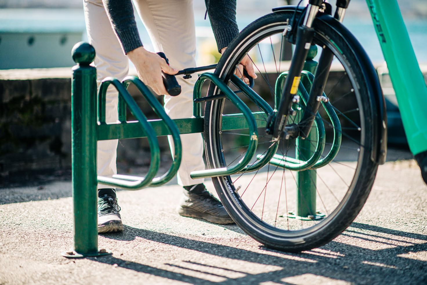 K-Traz U17 - Candado para Bicicleta en U con Llave - Alta Seguridad - Antirrobo Bicicleta Certificado - Candado Bici