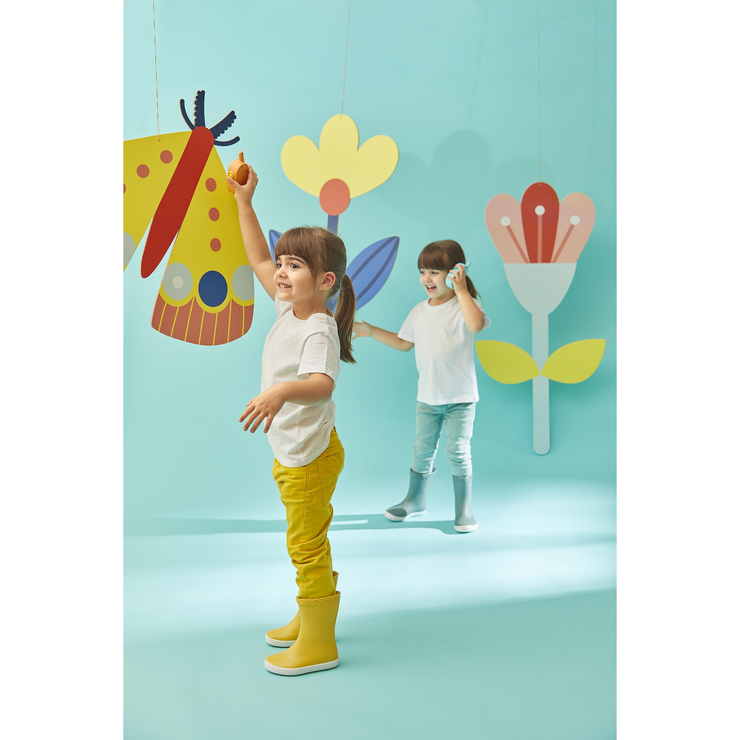 Janod – Mein erstes wiederaufladbares Walkie-Talkie für Kinder – Reichweite 300 m – Entworfen für Abenteuerspiele und spielerische Kommunikation – Fördert die Fantasie – Ab 3 Jahren