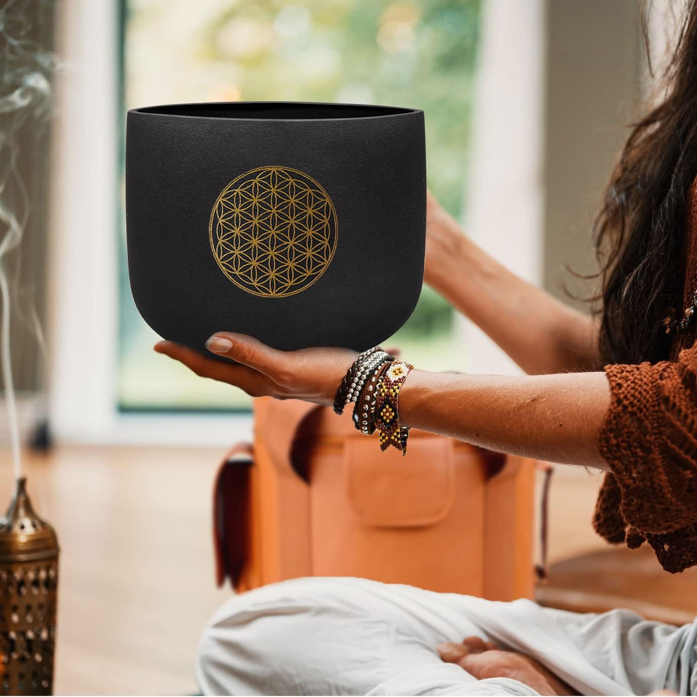 Hye-eun Campana tibetana in cristallo, 528 Hz, note C, 20 cm, nero, al quarzo, con design a fiore della vita, campana per meditazione, chakra, guarigione sonora coordinata, con borsa per il trasporto