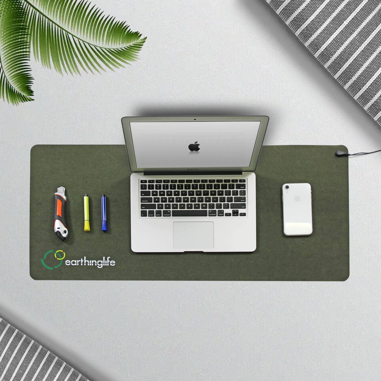 Grounding Mat High Conductivity Microfiver Suede for Foot Bed Computer 40 x 85 cm Earthing Universal Pad Therapy Better Sleep, Riduce lo stress, Improve Balance, Flessity, Green40 x 85 cm