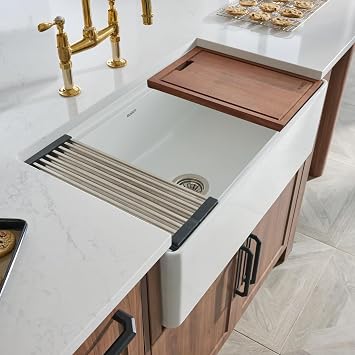 Ruvati 33-in White Fireclay Farmhouse Workstation Sink - RVL2387WH
