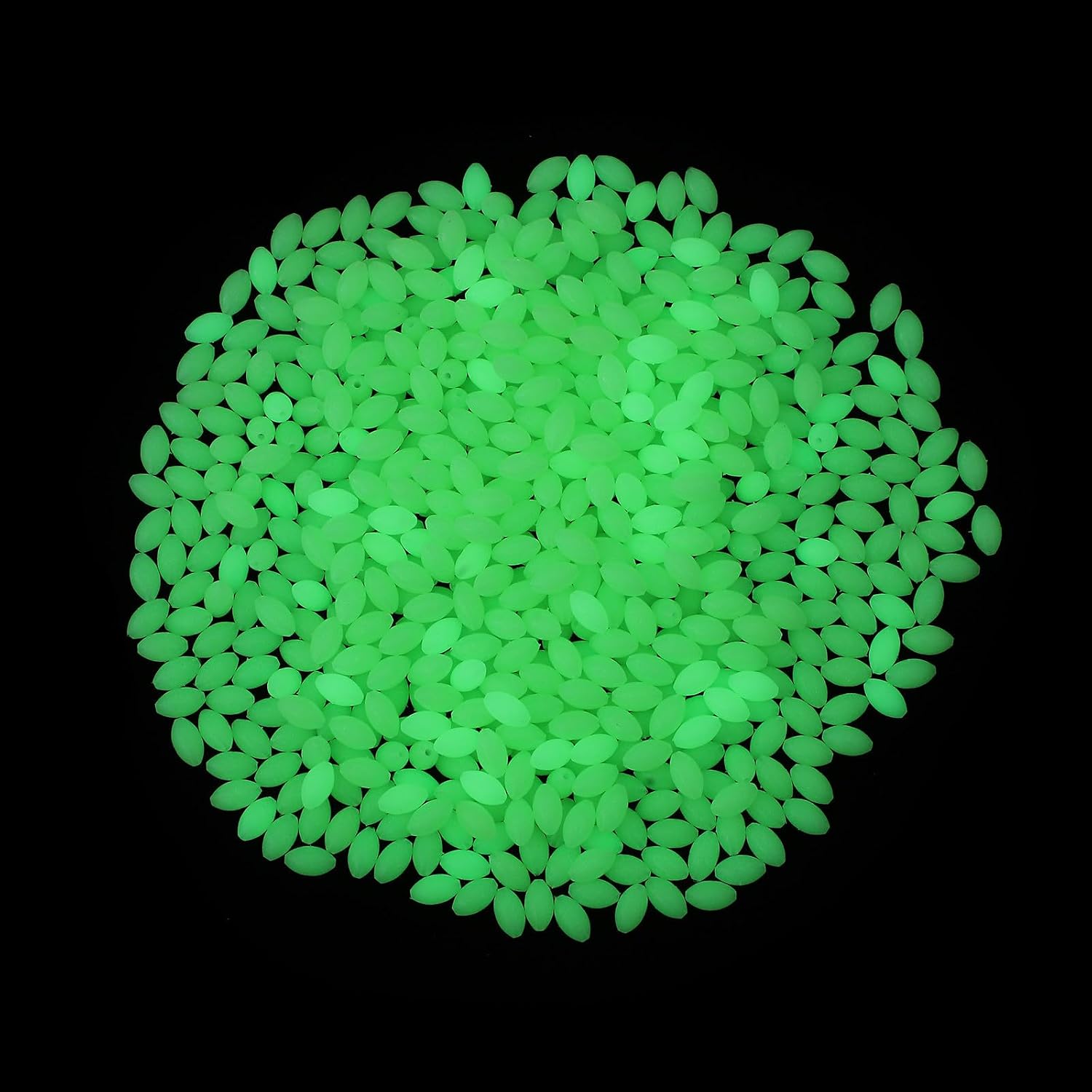 Garneck 1000pcs Glow Fishing Beads White Plastic Luminous Oval Floating Beads for Lure Tackle and Bait Enhanced Night Fishing Visibility Suitable for Freshwater