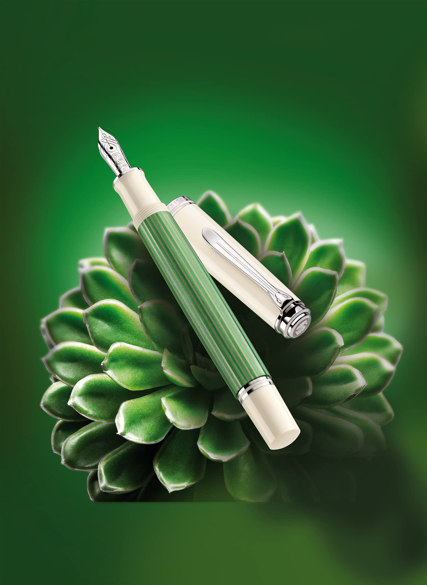 Amazon | Pelikan 818155 万年筆 Souverän M605 グリーンホワイト ペン