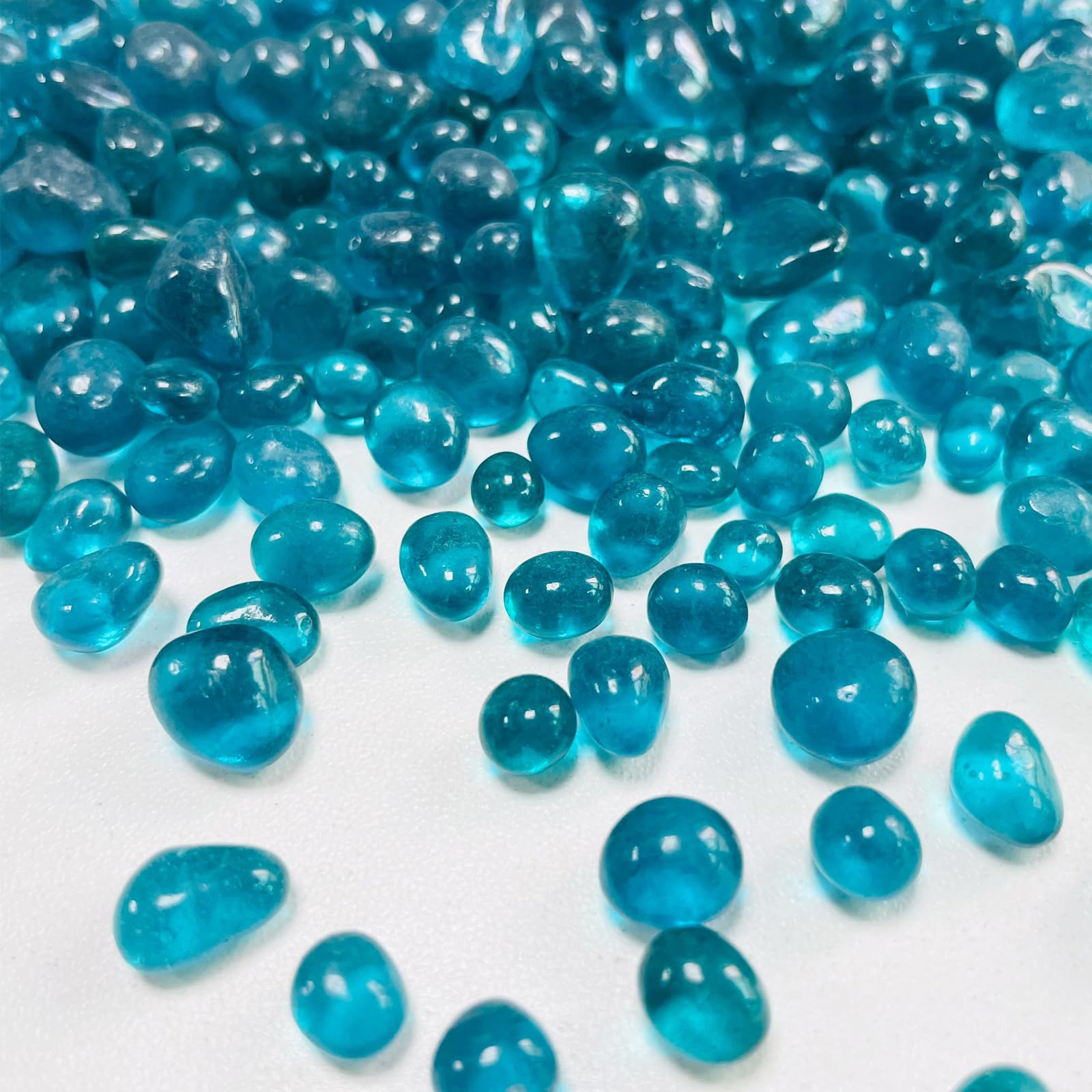 Glass Stones, 0.85LB/385g Pine Green Glass Rocks for Vase, Aquarium Pebbles for Fish Tank, Sea Glass Rocks for Vase Filler Craft