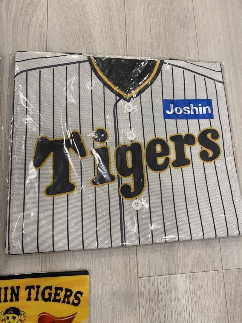 Amazon.co.jp: 阪神タイガース優勝記念グッズ レプリカユニフォーム 