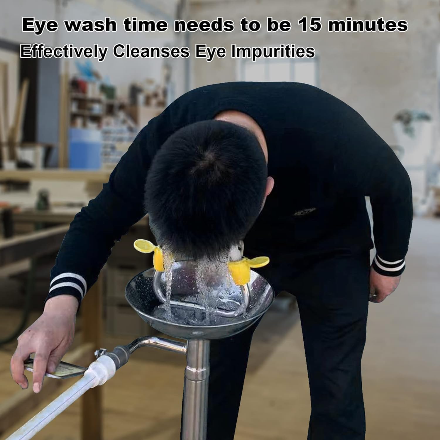 Station de lavage d'urgence murale en acier inoxydable pour une irrigation oculaire sûre, empêche les blessures secondaires sur les lieux de travail