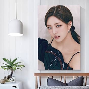 Amazon.co.jp: ユナ Yuna Itzy イッチ CHESHIRキャンバス