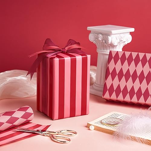Miniatura 4 de RUSPEPA Rollo de papel de regalo reversible para niñas, mini rollo, rayas rojas y rosas y patrón de diamantes, papel de regalo navideño para