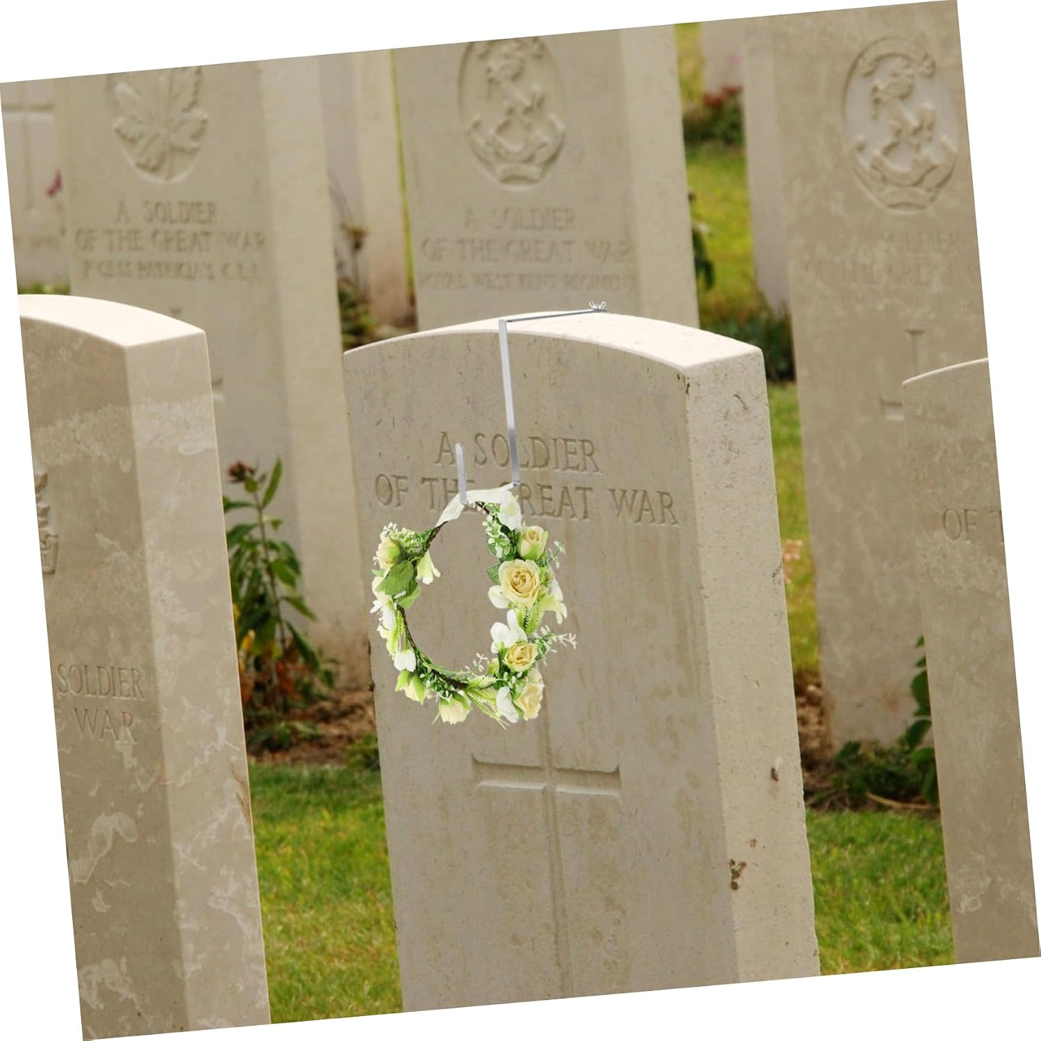 PRETYZOOM 4pcs Adjustable Gravestone Hooks Metal Wreath Holders for Cemetery Decor Easy Install Headstone Flower Hangers