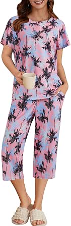 KIFOVEN Women’s 2-Piece Pajama Set - Short Sleeve Top & Capri Pants With Pocket, Floral Print
