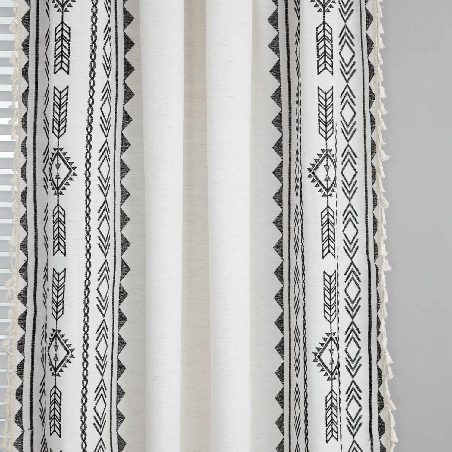 VOGOL Boho Curtains 84 Inches Long, 1 Panel Arrows Pattern Linen Textured Curtain for Bedroom, Elegant Light Filtering Drapes for Dining Room, 52 x 84