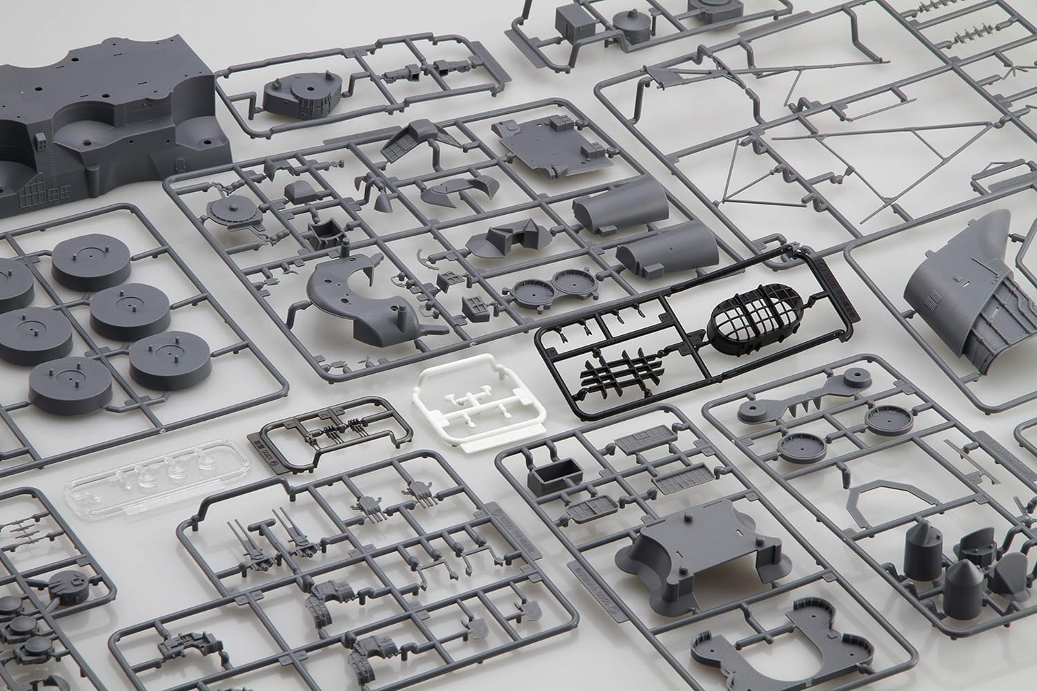 Fujimi Model 1/200 Collecting Equipment Series No.4 Battleship Yamato, Central Structure, Color-Coded Plastic Model, Equipment 4